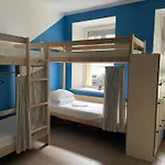 Antihostel Forrest *