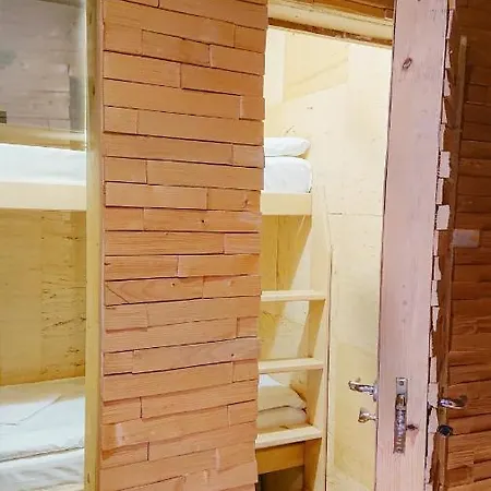 Antihostel Forrest Hostel Lviv