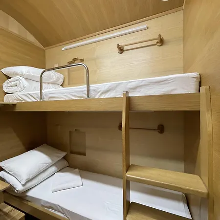 Antihostel Forrest Hostel Lviv