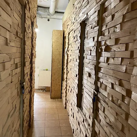 Antihostel Forrest *