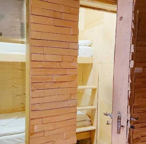 Antihostel Forrest Хостел Львов