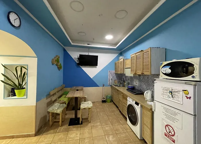 אכסניה Antihostel Forrest