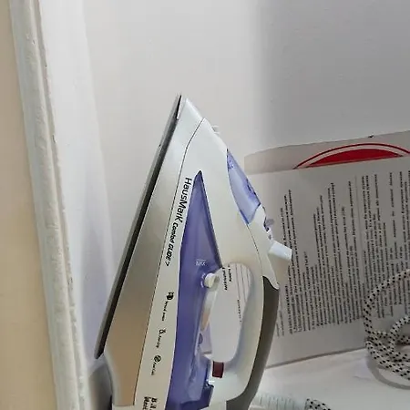 Antihostel Forrest Vandrarhem